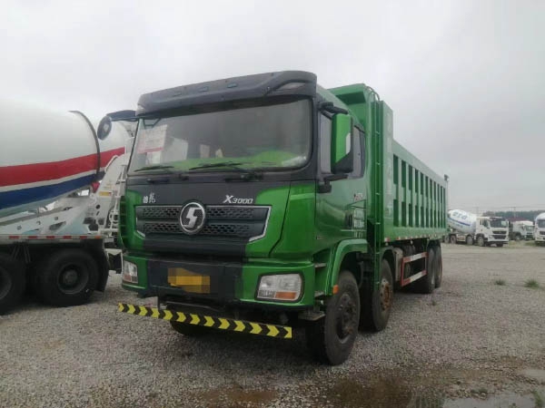 二手后八輪自卸車(chē)