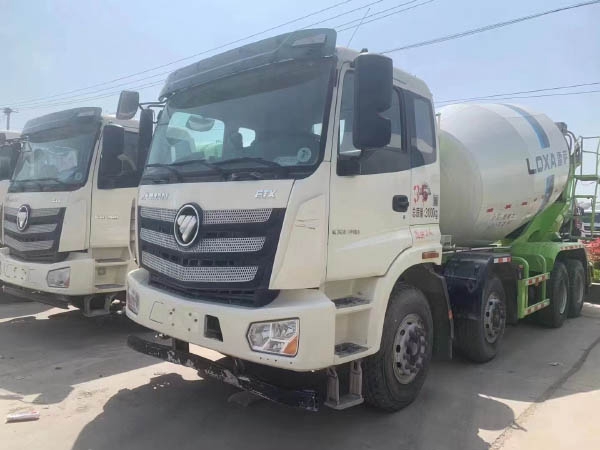 二手輕量化攪拌車(chē)