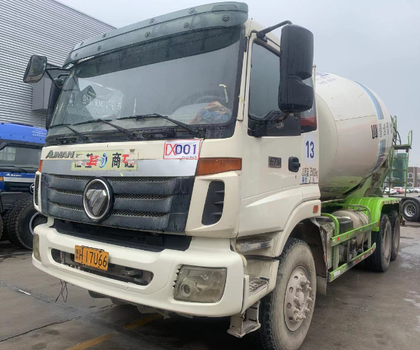 二手福田歐曼攪拌車(chē)