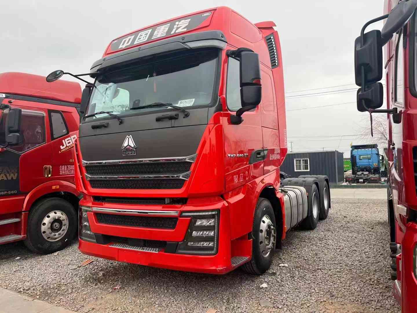 二手國(guó)六牽引車