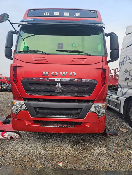 二手豪沃牽引車價格