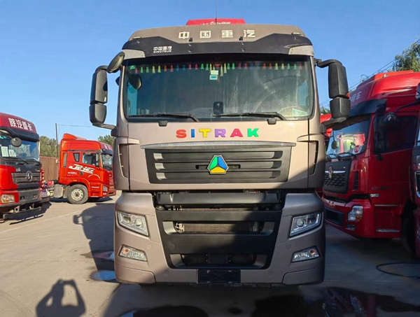 二手汕德卡G7牽引車價(jià)格