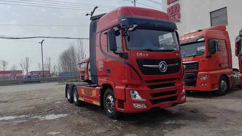 二手東風(fēng)天龍LNG燃?xì)鉅恳?chē)