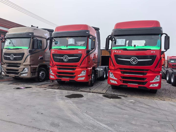 二手東風(fēng)天龍600馬力王者牽引車(chē)