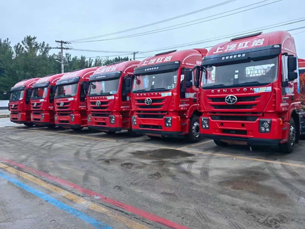 二手紅巖牽引車轉(zhuǎn)讓