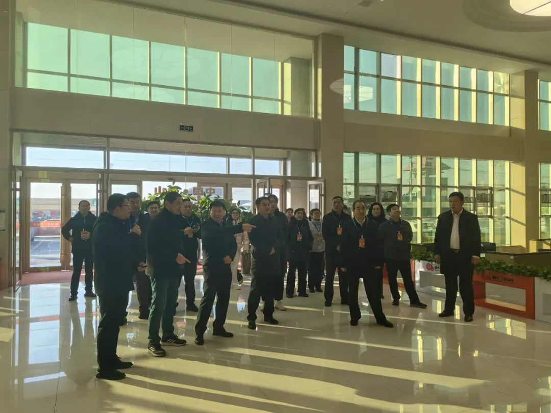 熱烈歡迎駐梁市人大代表一行蒞臨華通二手車市場視察指導(dǎo)