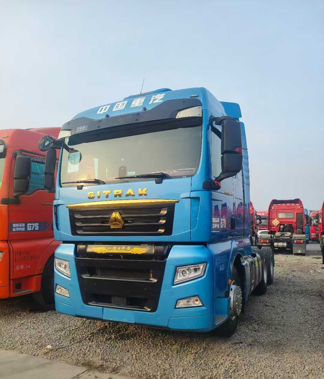 重汽汕德卡二手牽引車