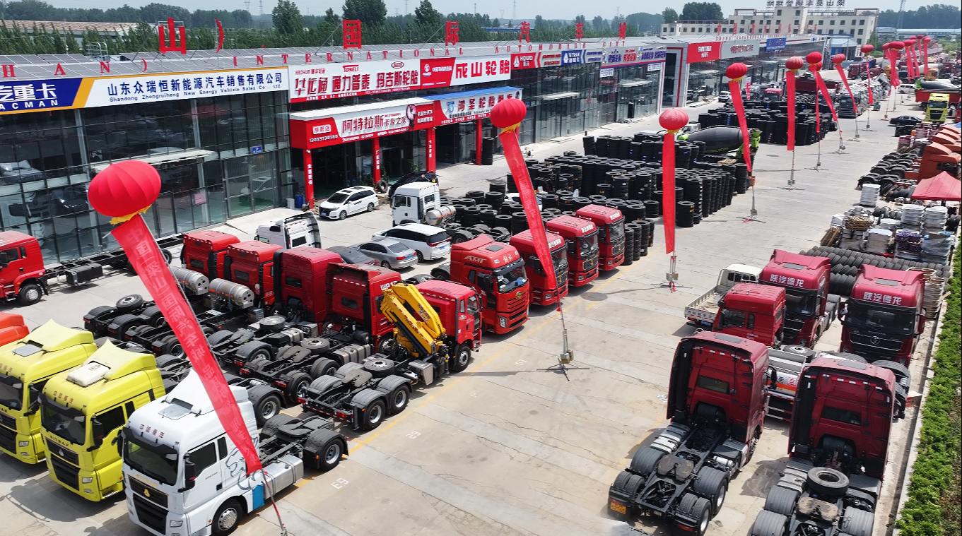 梁山華通二手車市場里的舊貨車情緣：瞧瞧運(yùn)輸途中那些趣聞軼事！