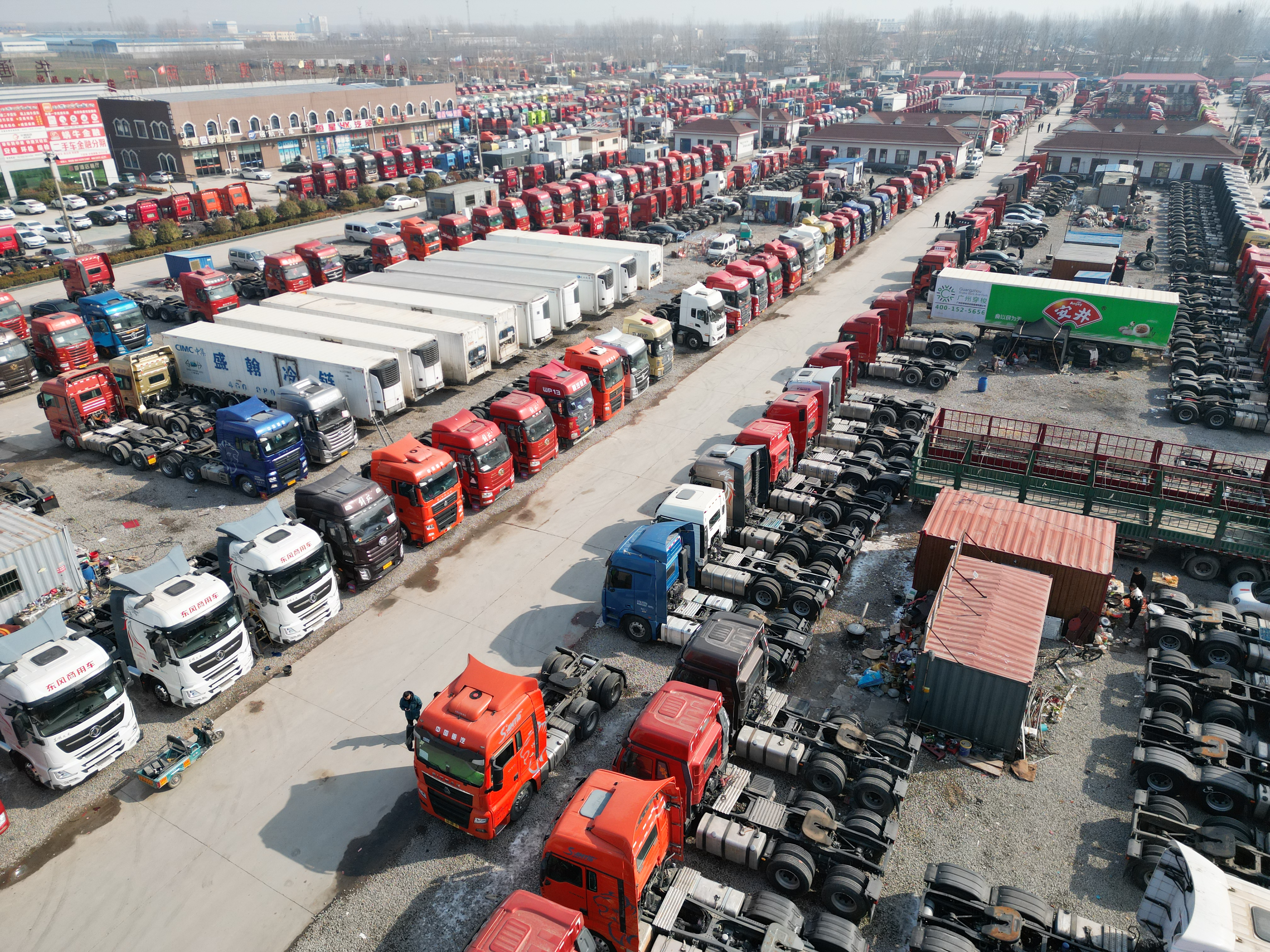 梁山華通二手貨車市場里的老貨車情緣：因為一個小劃痕，堅定在這里買車的決定
